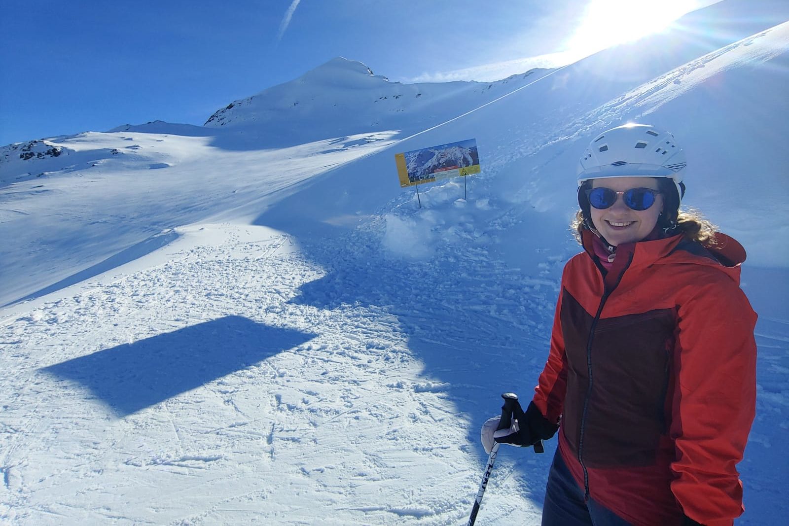 Robin houdt ook van skiën, vooral in de zon, in Oostenrijk! Genieten in de sneeuw, en lekker sportief bezig zijn.